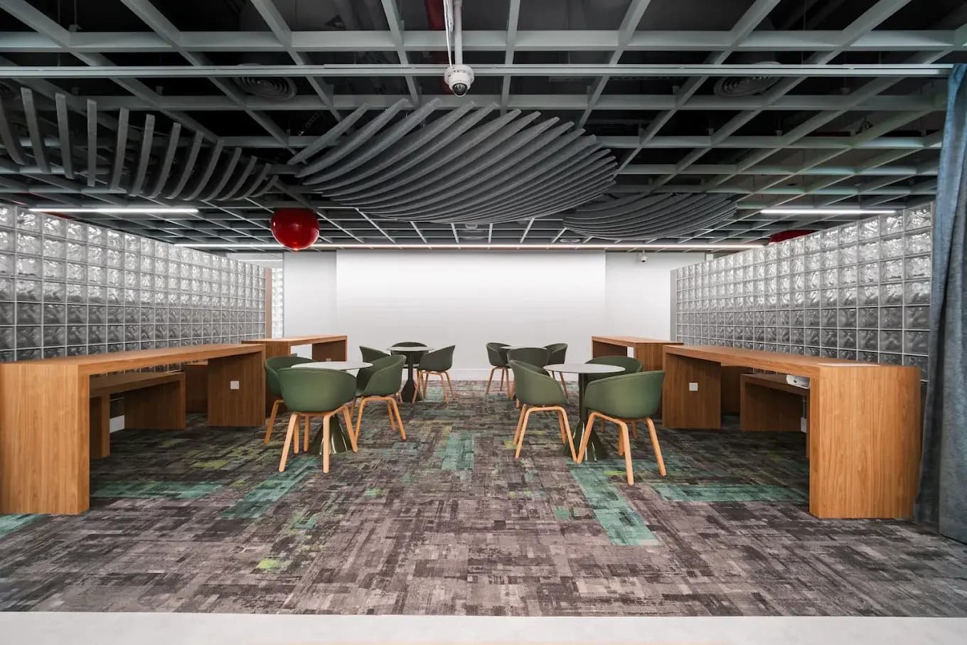 Property Invest office: Breakout café