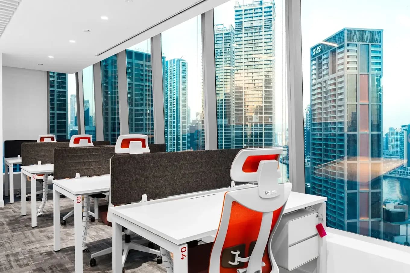 Property Invest office: Desks with a view